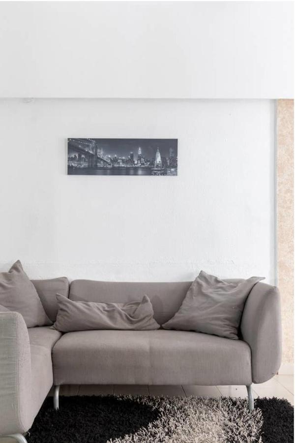 公寓 2bd- Perfect Location With Square View